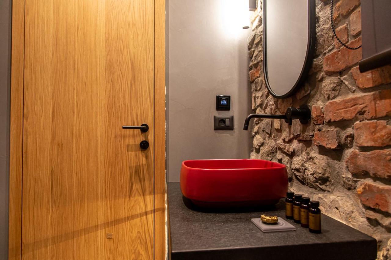 Melesin Distillery Leskovik المظهر الخارجي الصورة